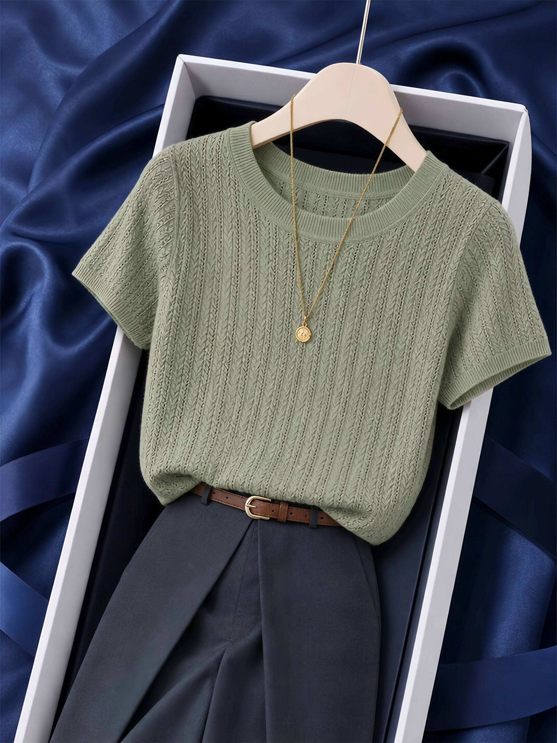 Green Cable Knit T-Shirt for Women 2026 Summer Short Sleeve Round Neck Soft Style Top