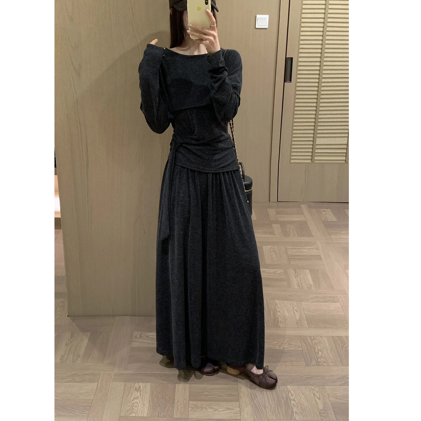 French Retro Style Dark Gray Knit Fashion Set for Women