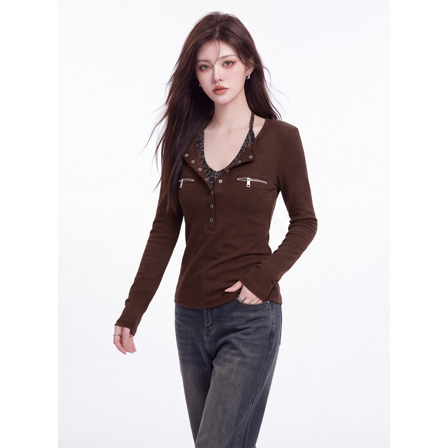 Sweet Cool Layered Two-Piece Women’s Early Autumn Set Half-Open Neck Long Sleeve T-Shirt and Leopard Print Tie Short Camisole