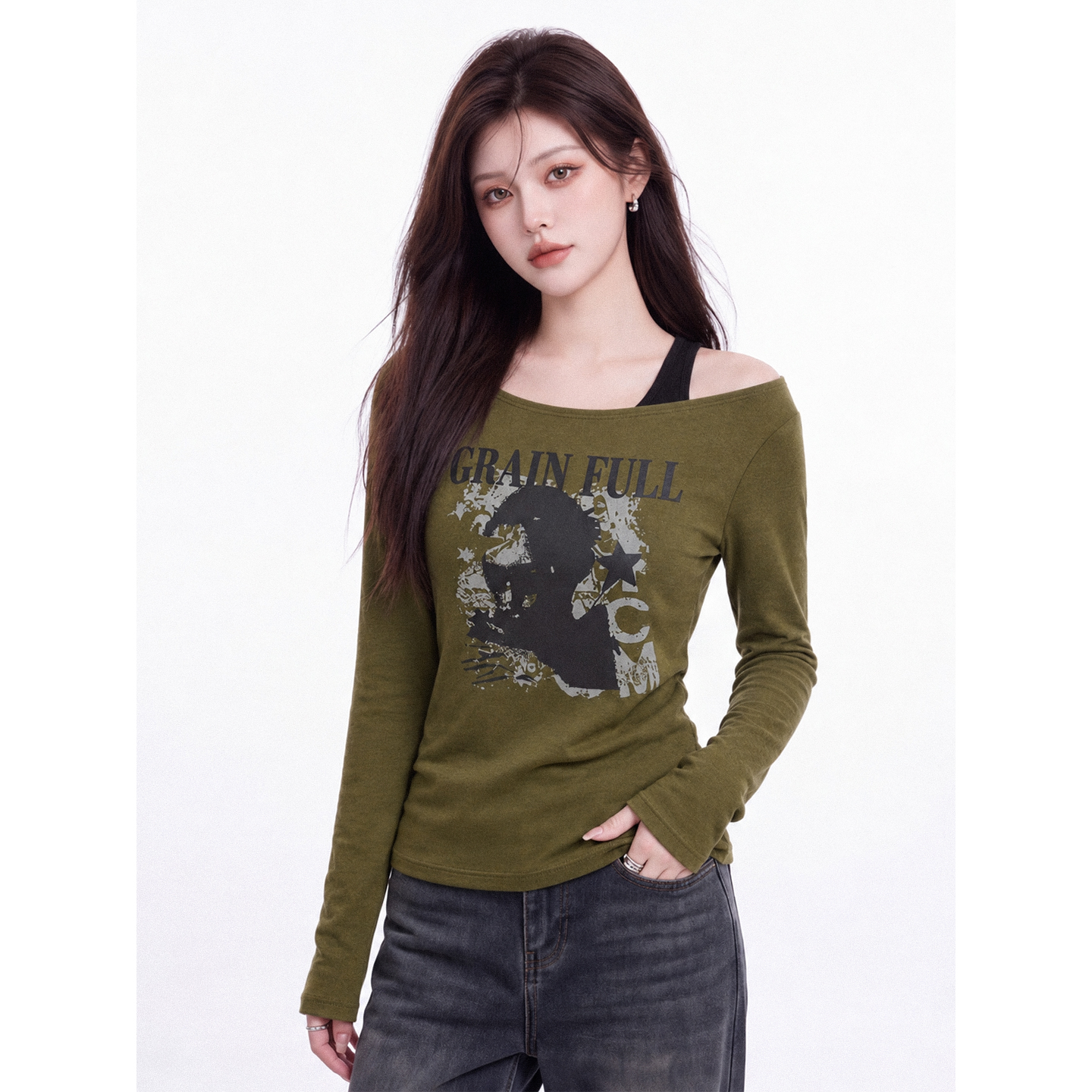 Women’s Halter Fake Two-Piece Off-Shoulder Long-Sleeve T-Shirt with Letter Print and Pleated Waist