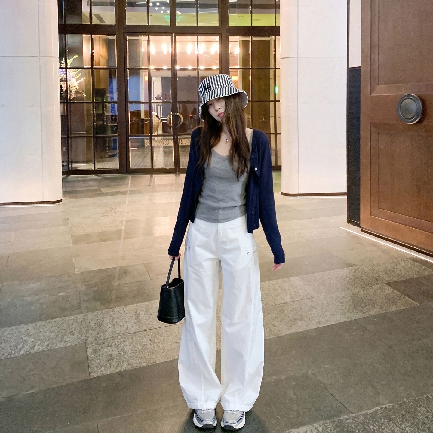 Korean Minimalist Grey Cami and Navy Cardigan Two-Piece Set Early Autumn New Top