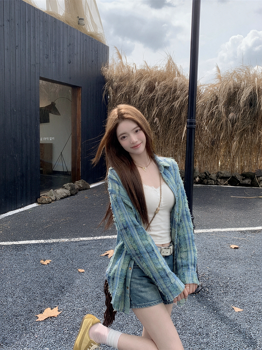 Women’s 2026 Autumn Loose Plaid Tassel Long Sleeve Shirt